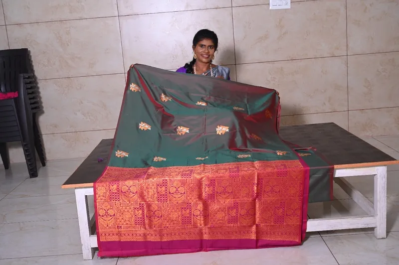 Soft Silk -  Dark Green